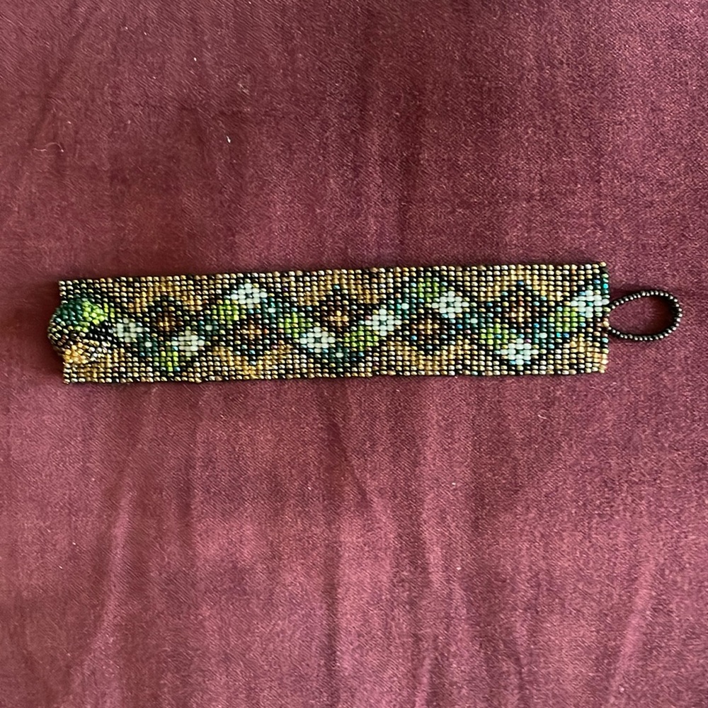 NWOT Beautiful Unique Handmade Beaded Bracelet